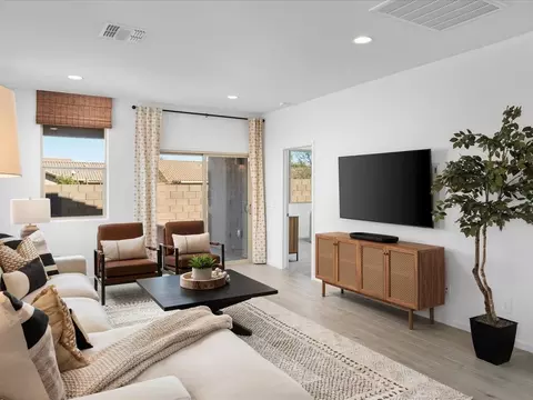 Living - 7390 S Gray Jay Dr, Vail, AZ 85641 photo 1 of 2