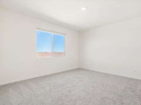 Bedroom - 7390 S Gray Jay Dr, Vail, AZ 85641 photo 2 of 4