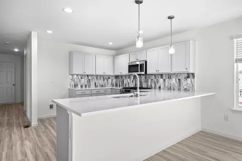 Kitchen - 1308 Hillside Ct, Rolla, MO 65401 photo 23 of 27