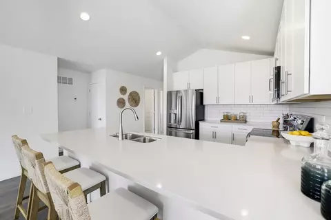 Kitchen - 1308 Hillside Ct, Rolla, MO 65401 photo 3 of 27