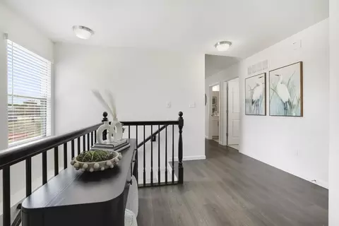 Entry Way - 1308 Hillside Ct, Rolla, MO 65401 photo 2 of 27