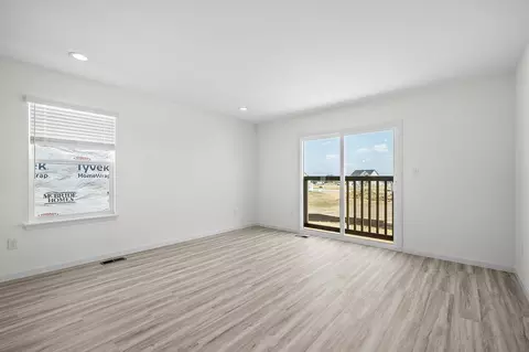 Living - 1308 Hillside Ct, Rolla, MO 65401 photo 12 of 14
