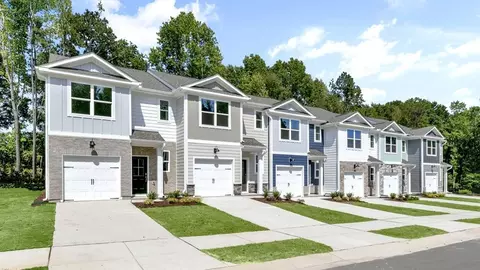 Exterior - 5004 Red Blush Way, Willow Spring, NC 27592 photo 2 of 5
