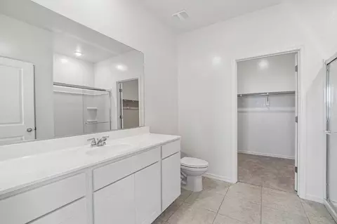 Bath - 4630 Dusty Coral Dr, Saint Cloud, FL 34772 photo 1 of 2
