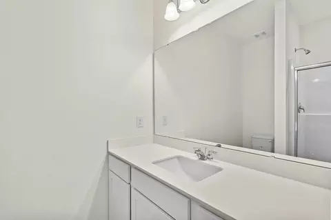 Bath - 4630 Dusty Coral Dr, Saint Cloud, FL 34772 photo 2 of 2