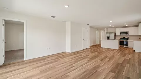 Living - 7665 SW 46th Ct, Ocala, FL 34474 photo 3 of 6