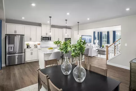 13 Lafayette Ln, Towaco, NJ 07082