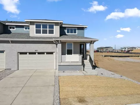 6807 Utica Cir, Longmont, CO 80504