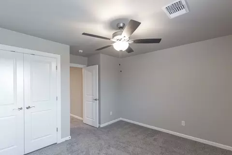 Bedroom - 932 Hydrangea Way, Edmond, OK 73034 photo 9 of 18