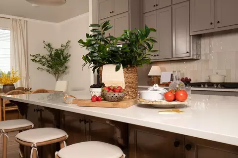 Kitchen - 932 Hydrangea Way, Edmond, OK 73034 photo 29 of 31