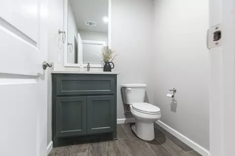 Bath - 932 Hydrangea Way, Edmond, OK 73034 photo 10 of 22