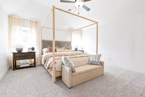 Bedroom - 932 Hydrangea Way, Edmond, OK 73034 photo 1 of 18