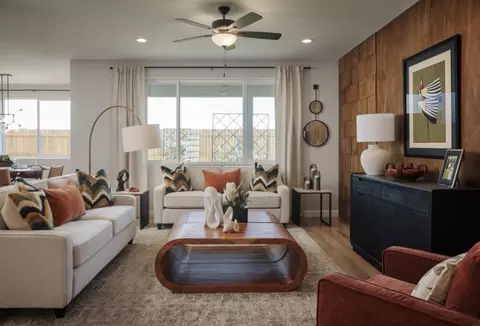 Living - 601 Elkhorn Ave, Visalia, CA 93292 photo 5 of 5