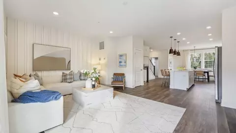 Entry Way - 365 Hackley Dr, Joppa, MD 21085 photo 8 of 8