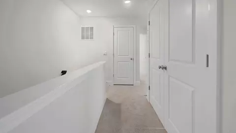 Entry Way - 365 Hackley Dr, Joppa, MD 21085 photo 5 of 8