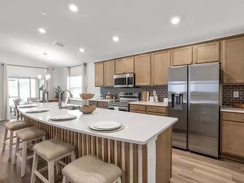 Kitchen - 7672 SE 117th Pl, Belleview, FL 34420 photo 1 of 3