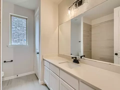 Bath - 4801 Triadic Ln, Prosper, TX 75078 photo 4 of 11