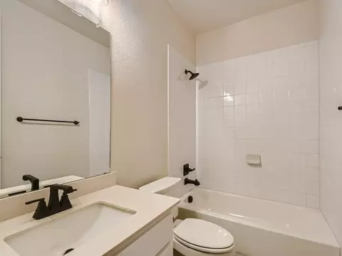 Bath - 4801 Triadic Ln, Prosper, TX 75078 photo 3 of 11