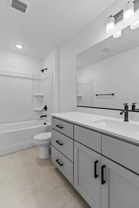 Bath - 4 S Starlight Ln, Mapleton, UT 84664 photo 4 of 10