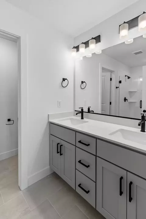 Bath - 4 S Starlight Ln, Mapleton, UT 84664 photo 5 of 10