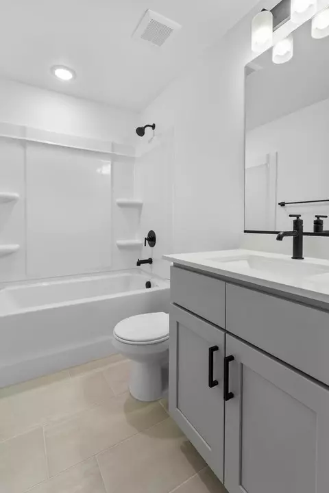 Bath - 4 S Starlight Ln, Mapleton, UT 84664 photo 2 of 10