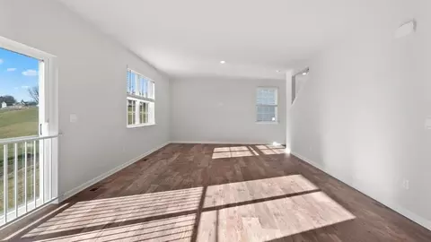 Living - 804 Spikeresh Way, Joppa, MD 21085 photo 3 of 10