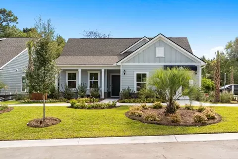 589 Paradise Bay Blvd, Shallotte, NC 28470