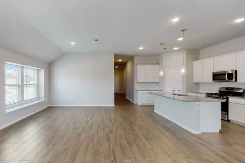 Living - 6517 Adderly Rd, Pilot Point, TX 76258 photo 1 of 4