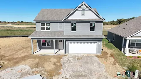 1620 Buttons Dr, Danville, IN 46122