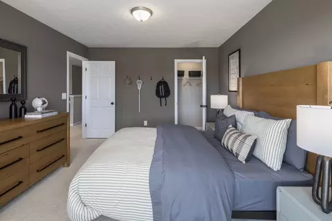 Bedroom - 1526 Acadia Dr, Maineville, OH 45039 photo 3 of 5