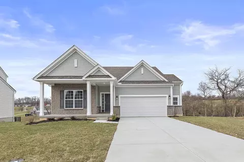 Exterior - 1526 Acadia Dr, Maineville, OH 45039 photo 1 of 5