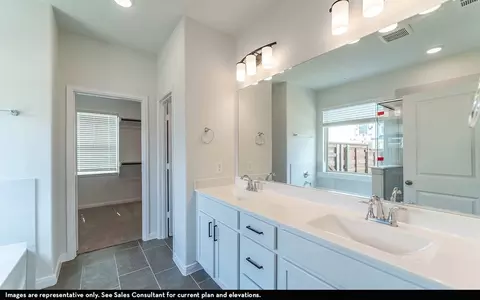 Bath - 1608 Casting Rdg, Mesquite, TX 75181 photo 1 of 6