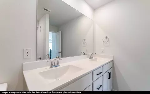 Bath - 1608 Casting Rdg, Mesquite, TX 75181 photo 4 of 6