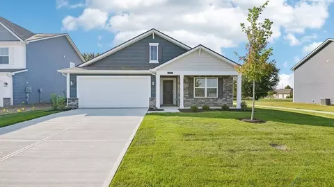 1271 Phillips Dr, Greenfield, IN 46140