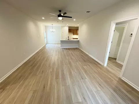 Living - 32629 Flower Tree Ct, Walker, LA 70785 photo 2 of 2