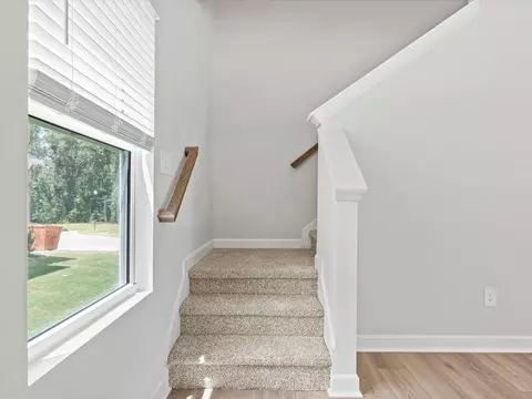 Entry Way - 424 Ragland Ave, Greer, SC 29651 photo 4 of 6
