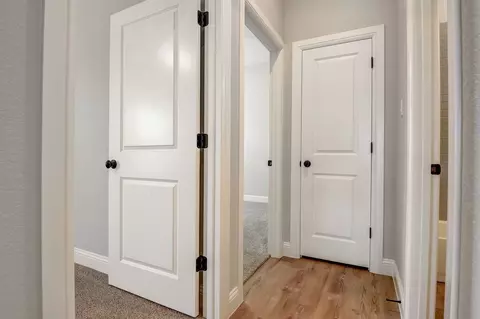 Entry Way - Springfield Rd, Springtown, TX 76082 photo 2 of 4