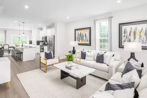 Living - 9301 Klamath Ct, Frederick, MD 21701 photo 3 of 3