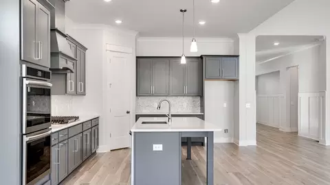 Kitchen - 2913 Biloxi Ct, Murfreesboro, TN 37129 photo 3 of 6