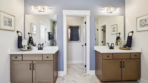 Bath - 2913 Biloxi Ct, Murfreesboro, TN 37129 photo 7 of 11