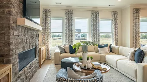 Living - 2913 Biloxi Ct, Murfreesboro, TN 37129 photo 3 of 5