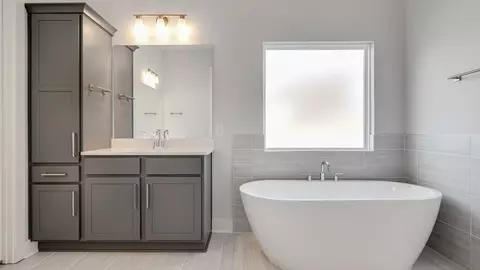 Bath - 2913 Biloxi Ct, Murfreesboro, TN 37129 photo 5 of 11