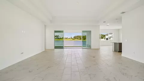 Living - 8255 Golden Beach Ct, Parrish, FL 34219 photo 6 of 9