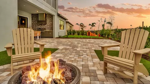 Exterior - 8255 Golden Beach Ct, Parrish, FL 34219 photo 13 of 17