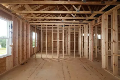 534 Creekside Loop S, Pataskala, OH 43062