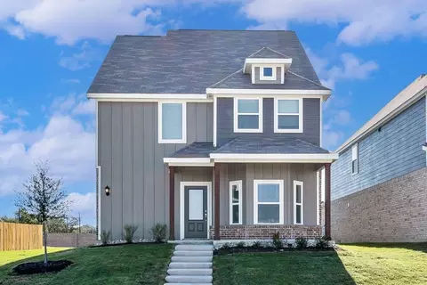 905 Cottonwood Ave, Hutchins, TX 75141