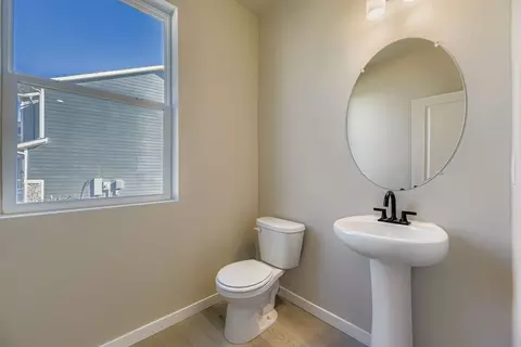 Bath - 7201 Aspen Brook Ave, Frederick, CO 80530 photo 1 of 8
