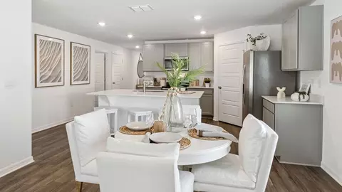 Dining - 1076 Bear Hammock Dr, Umatilla, FL 32784 photo 2 of 5