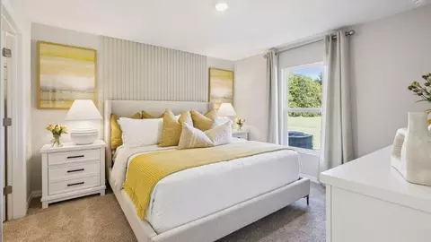 Bedroom - 1076 Bear Hammock Dr, Umatilla, FL 32784 photo 11 of 19