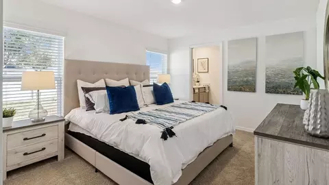 Bedroom - 1076 Bear Hammock Dr, Umatilla, FL 32784 photo 1 of 19
